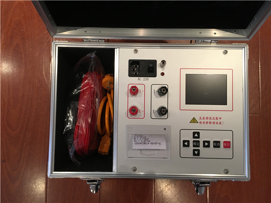 LCZZ-10變壓器直流電阻測試儀用于，繞組的直流電阻測量是變壓器的例行試驗之一，其目的主要是檢查繞組之間、繞組與引線之間的連接或機械特性是否良好、各相繞組之間的電阻是否平衡等，以保證變壓器的安全運行。